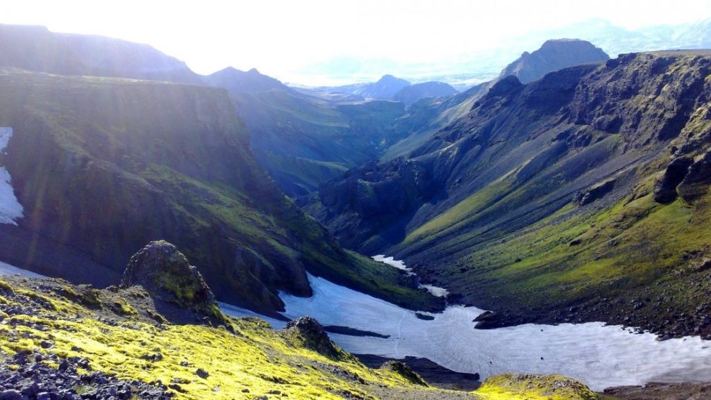 The Fimmvurduhauls Pass trekking route