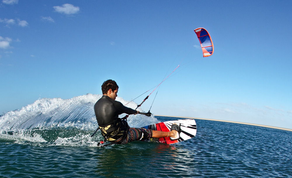 Kiteboarding: a new kind of extreme entertainment