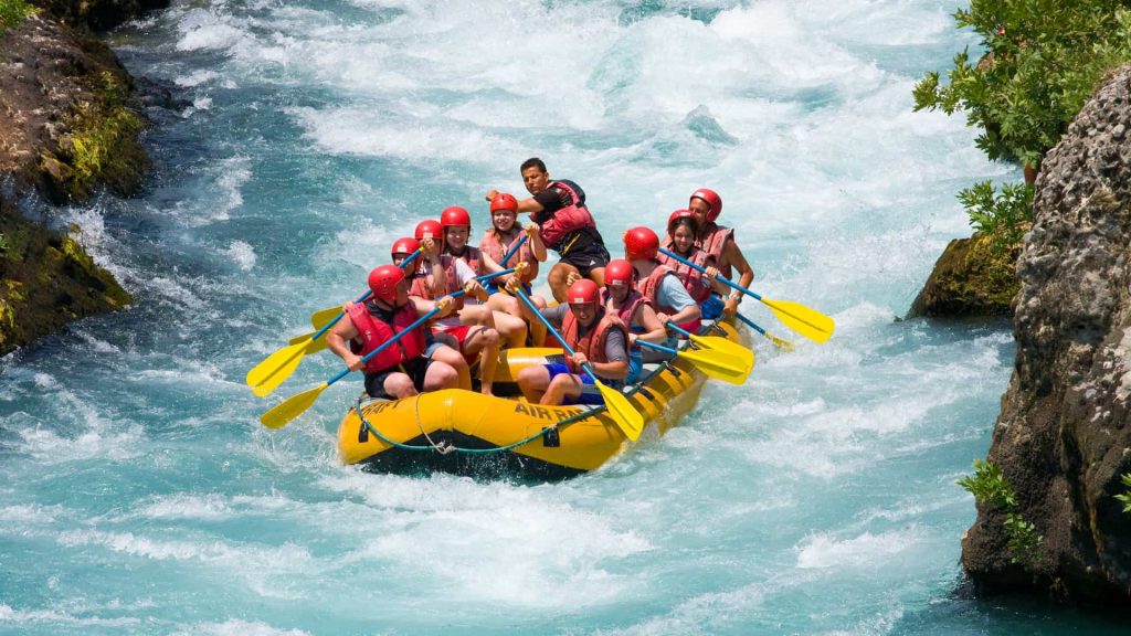 Ideal places to go rafting